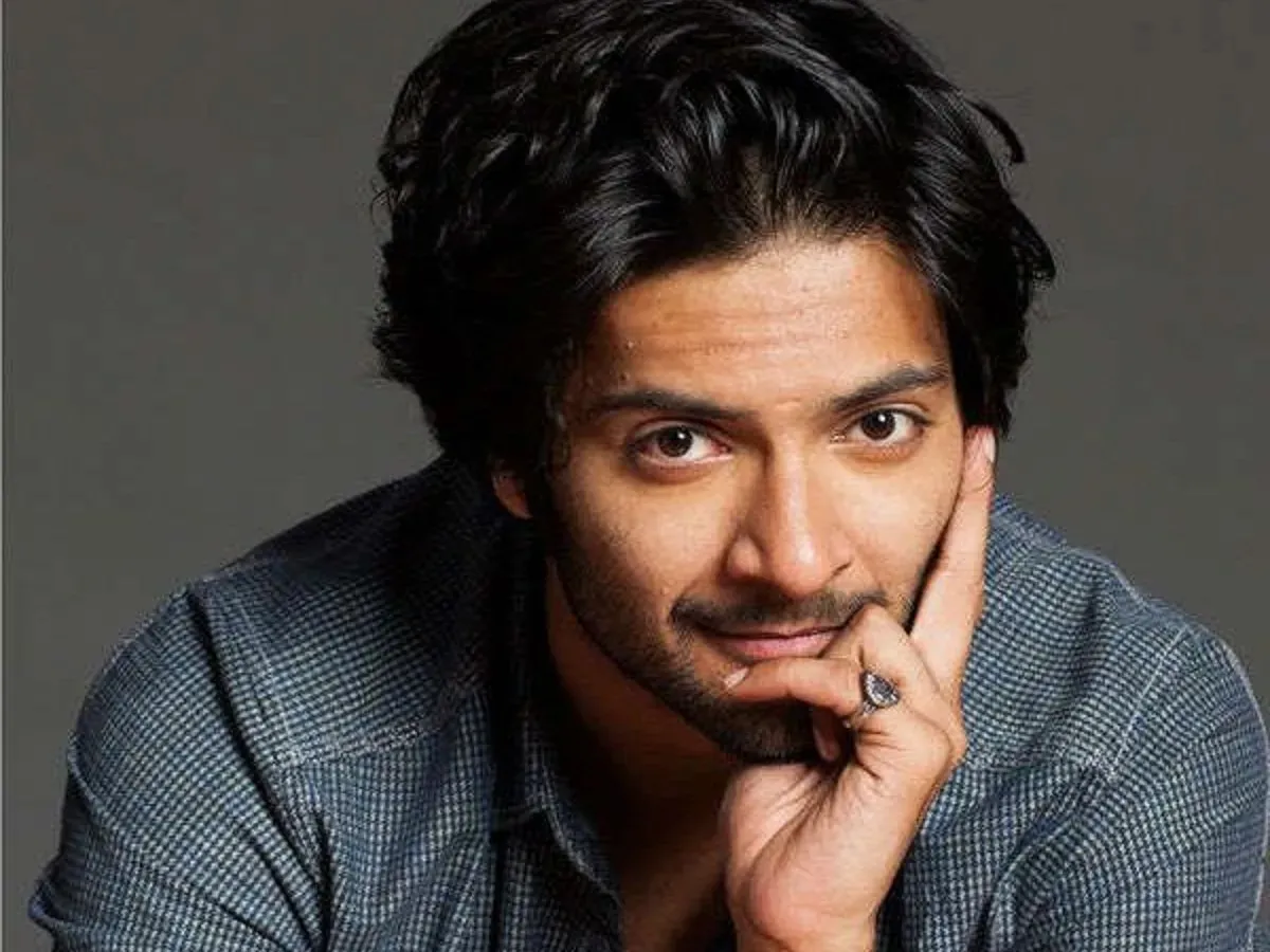 वायु प्रदूषण न केवल बच्चों बल्कि बुजुर्गों के लिए भी खतरनाक: Ali Fazal