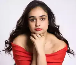 बॉबी और ऋषि की लव स्टोरी से बालीवुड में डेब्यू करेगी Kaveri Kapoor