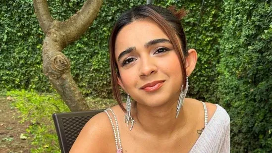 Apoorva Makhija की ओटीटी डेब्यू फिल्म ‘नादानियां’ रिलीज़