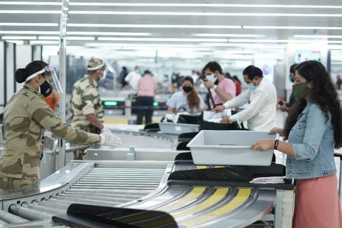 Plane में 100 एमएल से ज्यादा पानी ले जाने की इजाजत नहीं