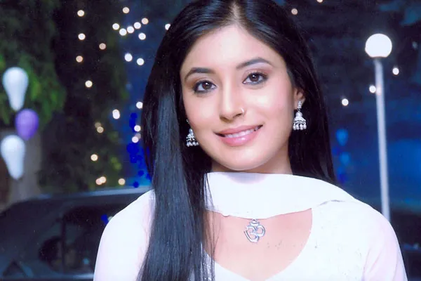 Chanderi की महिला कारीगरों के साथ समय बिताएंगी Kritika Kamra