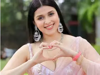 गायन में भी प्रतिभा दिखाने के लिए तैयार Mannara Chopra
