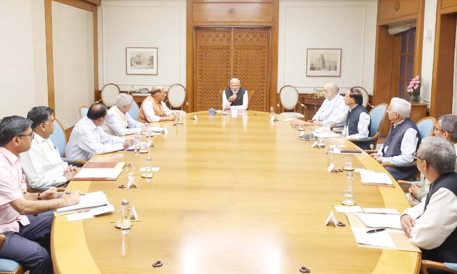 Pahalgam हमले के बाद भारत की सख्ती: पहले सिंधु समझौता तोड़ा और अब राजनयिक को बुलाया