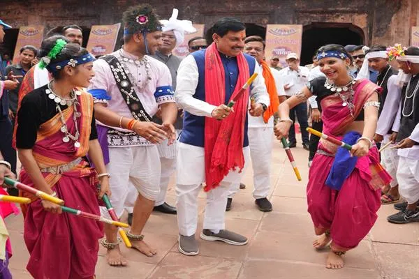 हृदय शाह के मोतीमहल, रानीमहल सहित शंकर शाह, रघुनाथ शाह एवं रानी दुर्गावती के स्मारकों का किया जाएगा विकास : Chief Minister Dr. Yadav