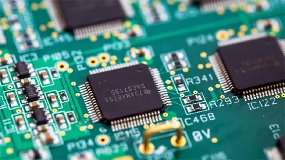 सरकार वैश्विक semiconductor चिप उत्पादन की 5 फीसदी हिस्सेदारी हासिल करेगी