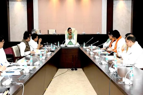 जल्द पूर्ण किये जाएं सिंहस्थ 2028 से संबंधित अधोसंरचना के सभी कार्य: CM Dr.Yadav