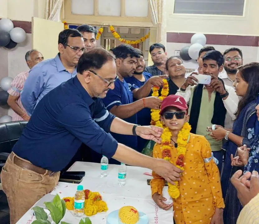 विश्व ब्रेन ट्यूमर दिवस पर Gajara Raja Medical College में जागरूकता कार्यक्रम आयोजित