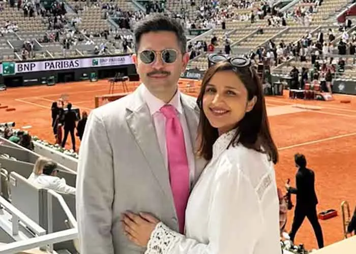 पति राघव के साथ फ्रेंच ओपन फाइनल मैच का आनंद लेते दिखी Parineeti