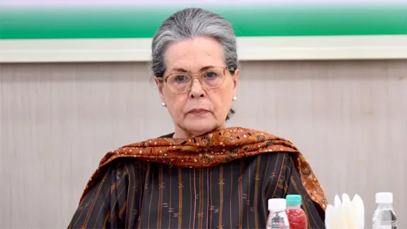 Sonia Gandhi की सेहत में सुधार, फिलहाल अस्पताल में रहेंगी भर्ती