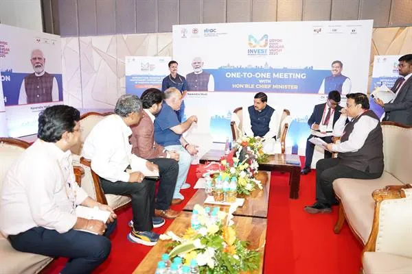 CM Dr. Yadav से लुधियाना में प्रमुख उद्योगपतियों ने की वन-टू-वन चर्चा