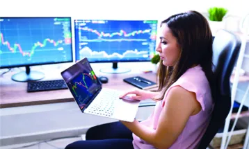 Stock Market में महिला निवेशकों की भागीदारी बढ़ी
