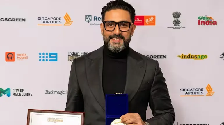 दुनिया को दिखाएँ कि हम कितने सक्षम हैं : Abhishek