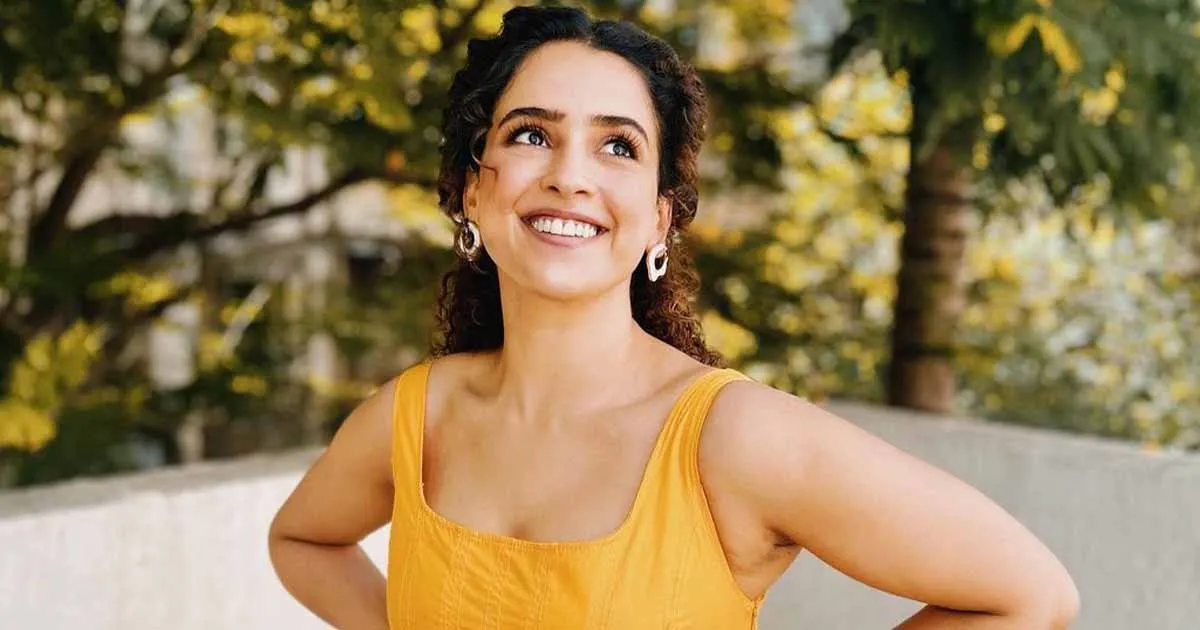 Sanya ने शेयर किया फिल्म के सेट से एक बीटीएस मोमेंट्स