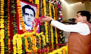 CM Dr. Yadav ने पूर्व मुख्यमंत्री स्व. प्रकाशचंद्र सेठी की जयंती पर किया नमन