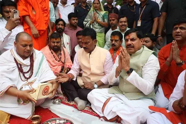 गौ-शालाओं को विकसित करेंगे गौ-मंदिर के रूप में : CM Dr. Yadav
