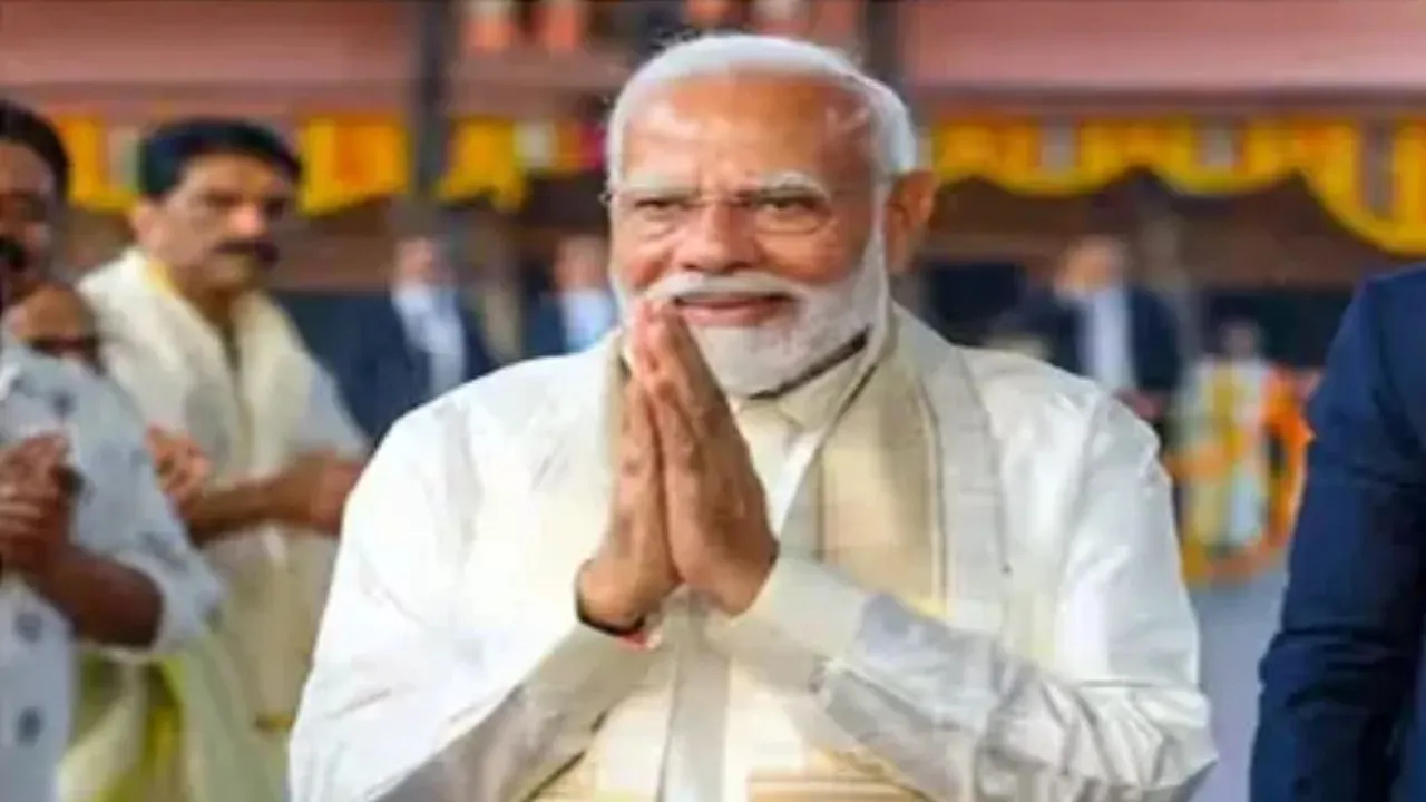 PM Modi ने छठ पर दी बधाई कहा- सादगी और संयम का प्रतीक है ये महाउत्सव