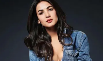 ‘मिर्जापुर: द फिल्म’ में हुई  Sonal Chauhan की एंट्री, अली फजल संग करेंगी जबरदस्त एक्शन