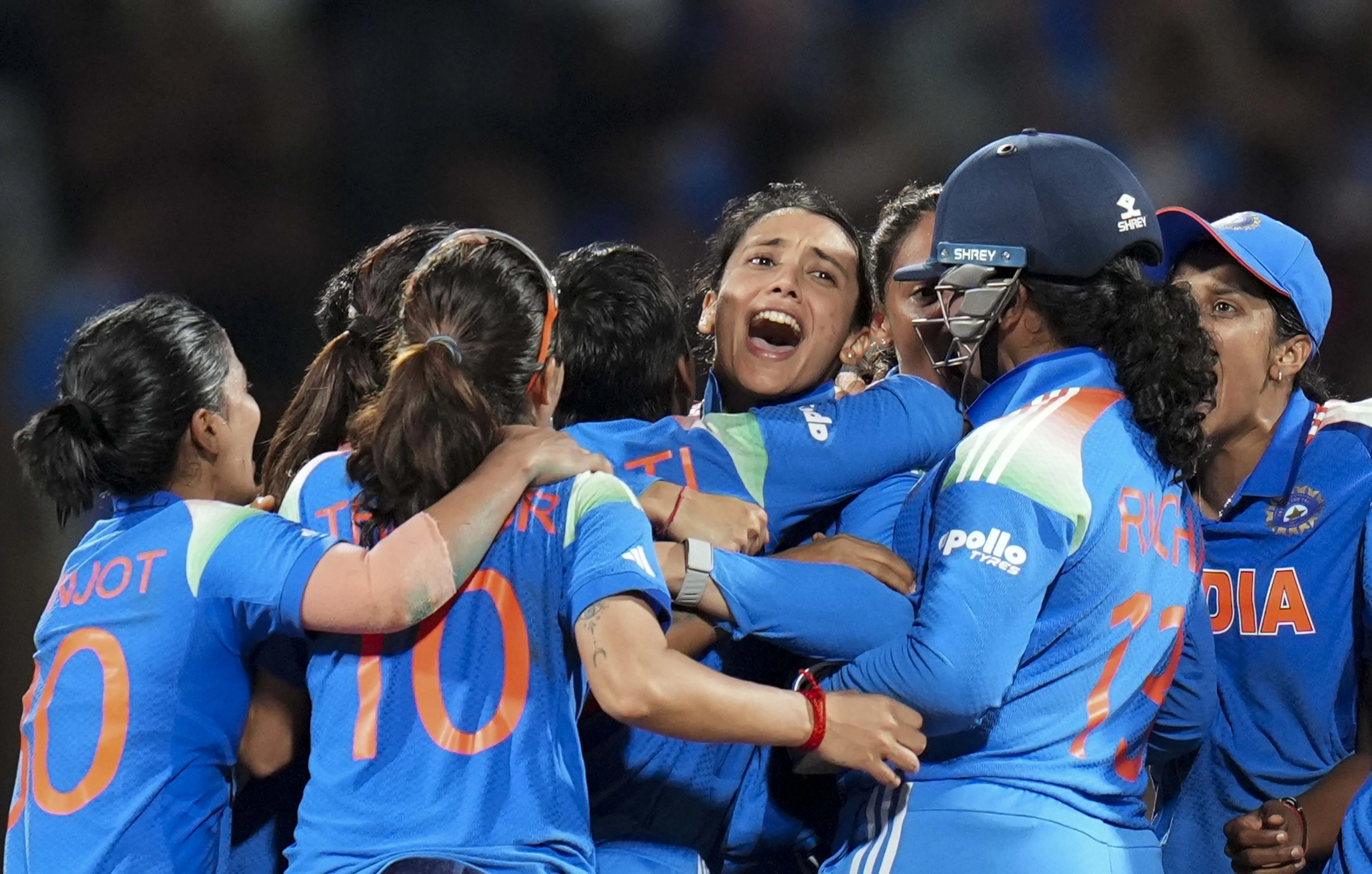 India ने रचा इतिहास, अफ्रीका को 52 रन से हराकर चैंपियन बने