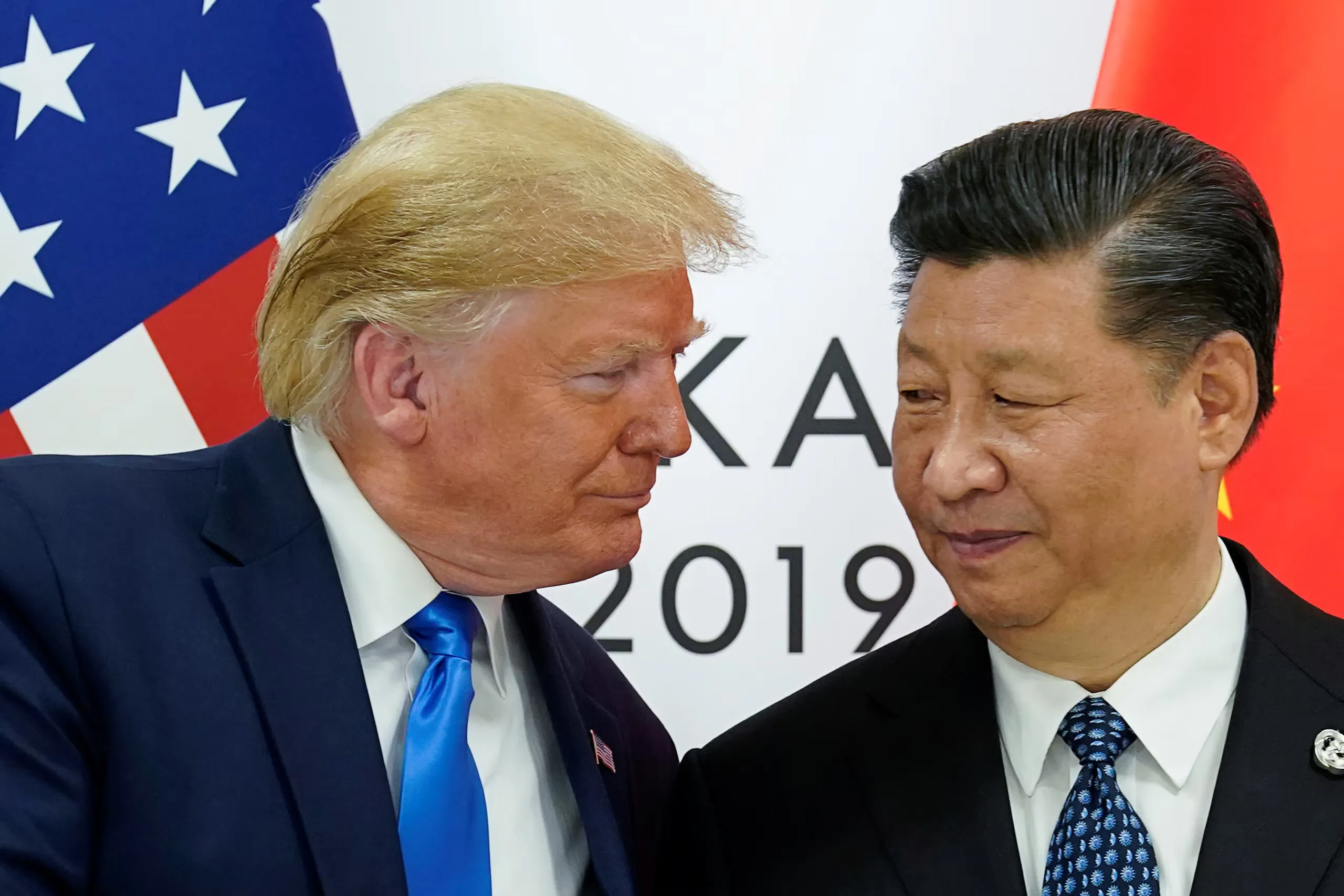 एशिया में तनाव चरम पर: Xi Jinping ने ट्रंप को किया फोन, जापान को दी युद्ध की चेतावनी