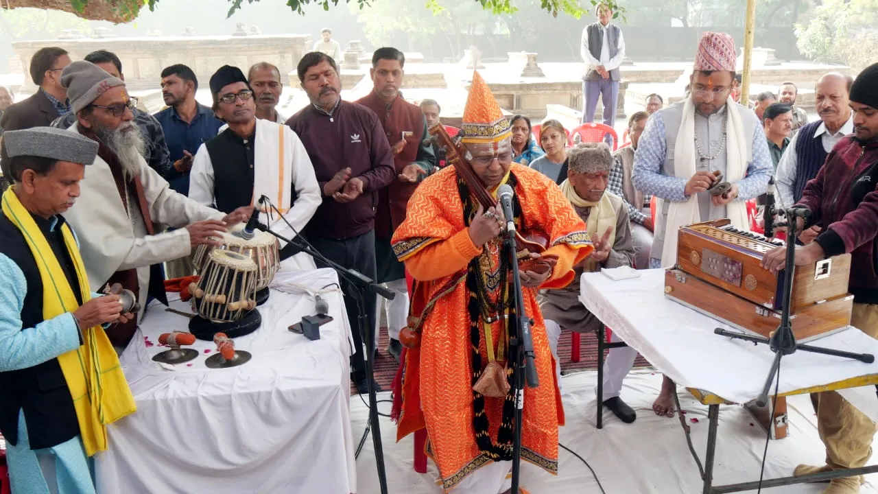 Shehnai वादन, हरिकथा, मिलाद एवं चादरपोषी के साथ Tansen समारोह शुरू