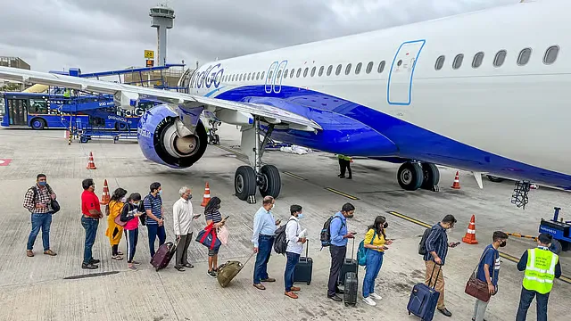 IndiGo ने दिसंबर में रद्द हुई उड़ानों के लिए यात्रियों के पैसे वापस ‎किए: डीजीसीए