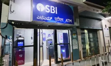 SBI ने एटीएम ट्रांजेक्शन शुल्क बढ़ाया