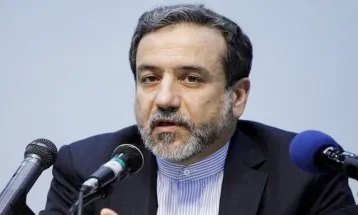 America की धमकी के बाद ईरान का यू-टर्न, सैन्य अभ्यास की योजना से किया इनकार