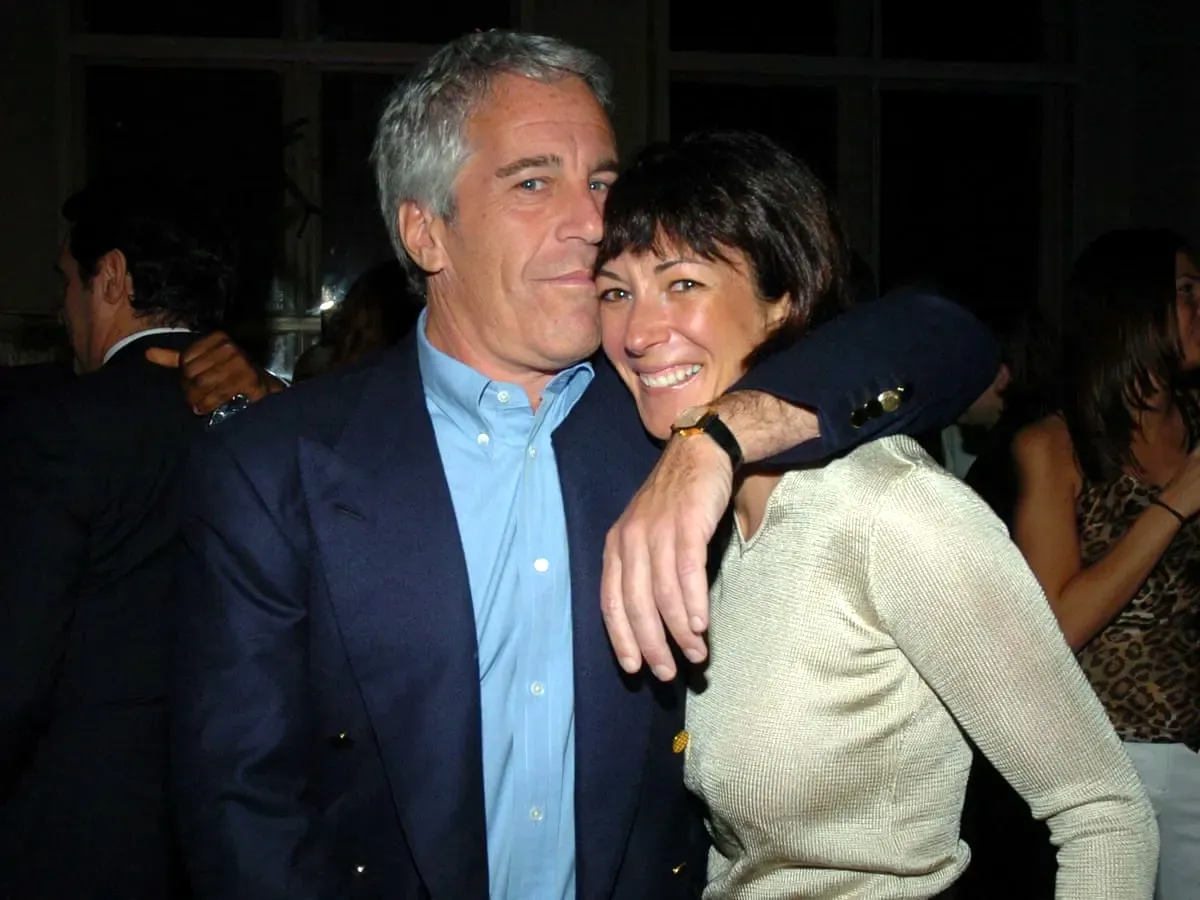 Trump मेरी सजा माफ कर दें, सारा काला चिठ्ठा दुनिया के सामने खोल दूंगी