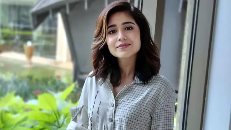 कला सिर्फ मनोरंजन का माध्यम नहीं : Shweta Tripathi