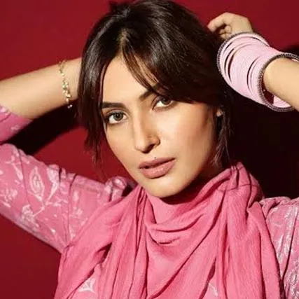 वेब सीरीज हसरतें सीजन 3 को लेकर सुर्खियों में Shivangi Verma