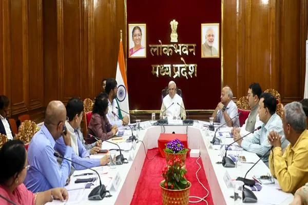 क्रियान्वयन में पारदर्शिता, तत्परता और संवेदनशीलता जरूरी : Governor Shri Patel