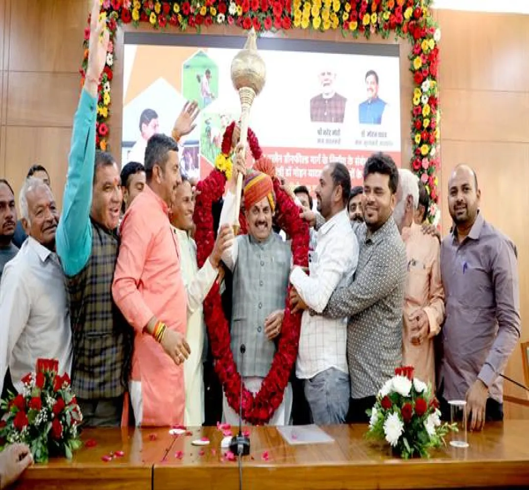 इंदौर-उज्जैन ग्रीन फील्ड फोर लेन रोड निर्माण में किसान हित सर्वोपरि: CM Dr. Mohan Yadav