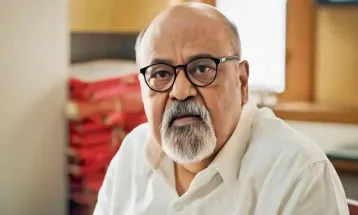 उम्र बढने के साथ प्यार कम नहीं बल्कि गहरा होता है : Saurabh Shukla