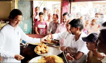Jaivardhan Singh ने कार्यकर्ता के जन्मदिन पर खुद परोसा नाश्ता