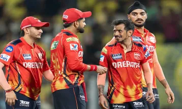 प्लेऑफ के लिए Punjab सहित ये चार टीमें प्रबल दावेदार बनकर उभरीं