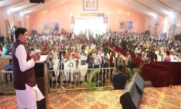CM Dr. Yadav जैन मुनि आचार्य श्री के पावन सान्निध्य में आयोजित भव्य प्रतिष्ठा महोत्सव में हुए सम्मिलित
