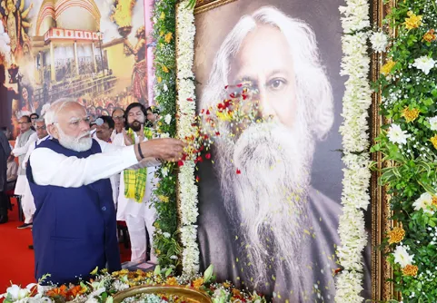 Rabindranath Tagore Jayanti:  देश ने दी गुरुदेव को भावभीनी श्रद्धांजलि