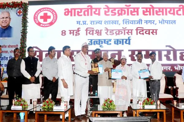 रेडक्रॉस के उद्देश्य और सेवा कार्यों से जन-जन को करें प्रेरित : Governor Shri Patel