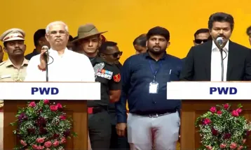 Tamil Nadu में नए युग की शुरुआत, विजय ने ली मुख्यमंत्री पद की शपथ