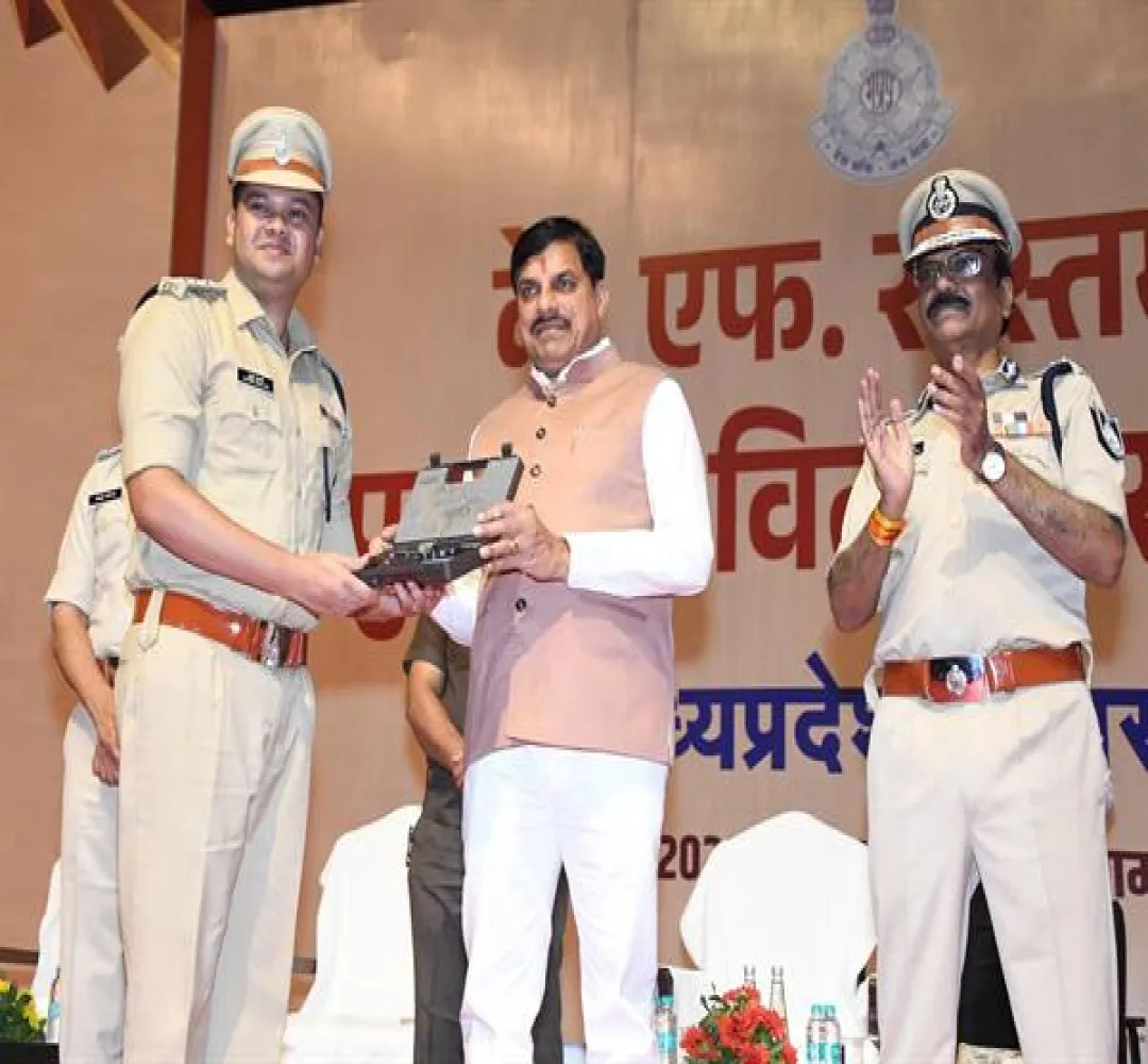 प्रदेश पुलिस ने अटूट साहस और कर्तव्यनिष्ठा के बल पर बनाई विशेष पहचान : CM Dr. Yadav