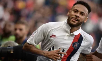 Neymar विश्वकप फुटबॉल के पहले मैच में शायद ही खेल पायें
