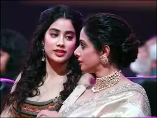 मां श्रीदेवी को यादकर भावुक हुई Janhvi Kapoor