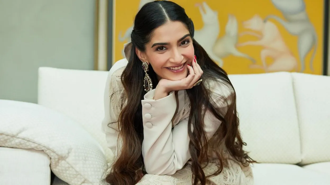 फैशन आइकन से दमदार अभिनेत्री तक: 41 वर्ष की हुईं Sonam Kapoor, जानिए उनके सफर की खास बातें