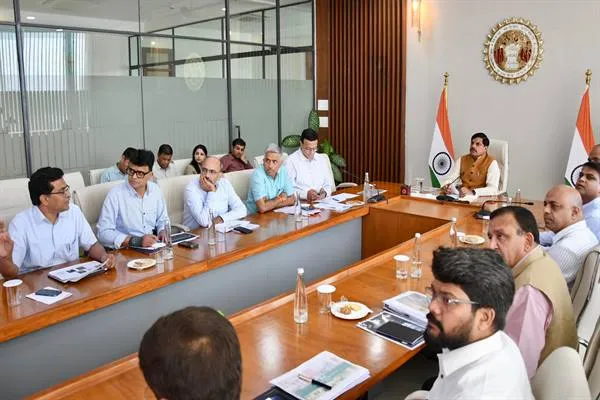 विज्ञान-प्रौद्योगिकी क्षेत्र में निवेश परियोजनाओं पर हो तेज अमल : CM Dr. Yadav