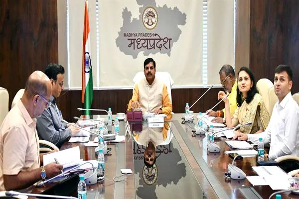 शैक्षणिक पाठ्यक्रम में नशे के दुष्परिणामों पर जानकारी देना आवश्यक : CM Dr. Yadav