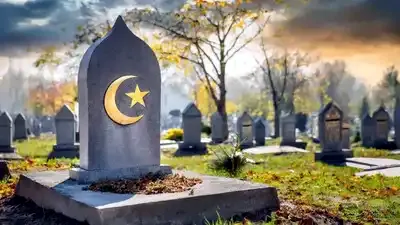 हालात-ए-Pakistan: कफन के लिए भी कर्ज लेने को मजबूर हो रहे लोग
