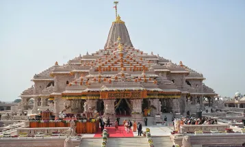 Ram Mandir में भर्ती अनियमितताएं: चढ़ावा गिनने वाले 5 कर्मचारी जांच में फेल