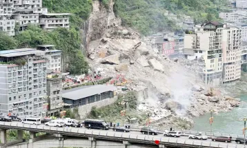 चीन के Chongqing में भीषण भूस्खलन: आठ की मौत, 34 हुए लापता