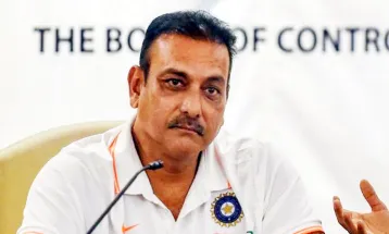 शास्त्री ने 2027 एकदिवसीय विश्वकप के लिए अपनी पसंदीदा टीम में Virat, Rohit, and Bhuvneshwar को भी शामिल किया