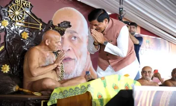 संतों का साथ और आर्शीवाद ही हमें ले जाता है सद्मार्ग पर : CM Dr. Yadav